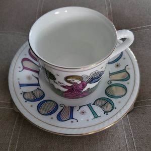 1980 ROYAL DOULTON TEA CUP AND SAUCER THE ANNUNCIATION